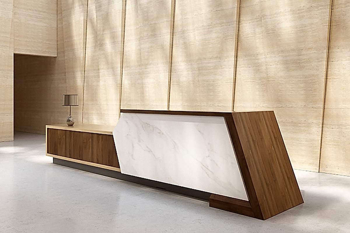 Стойка ресепшн. Какой стол нужен администратору?